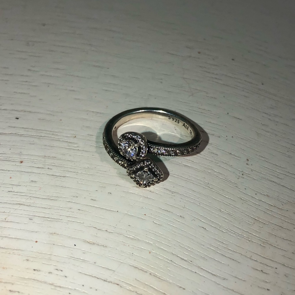 Pandora retired abstract open elegance ring